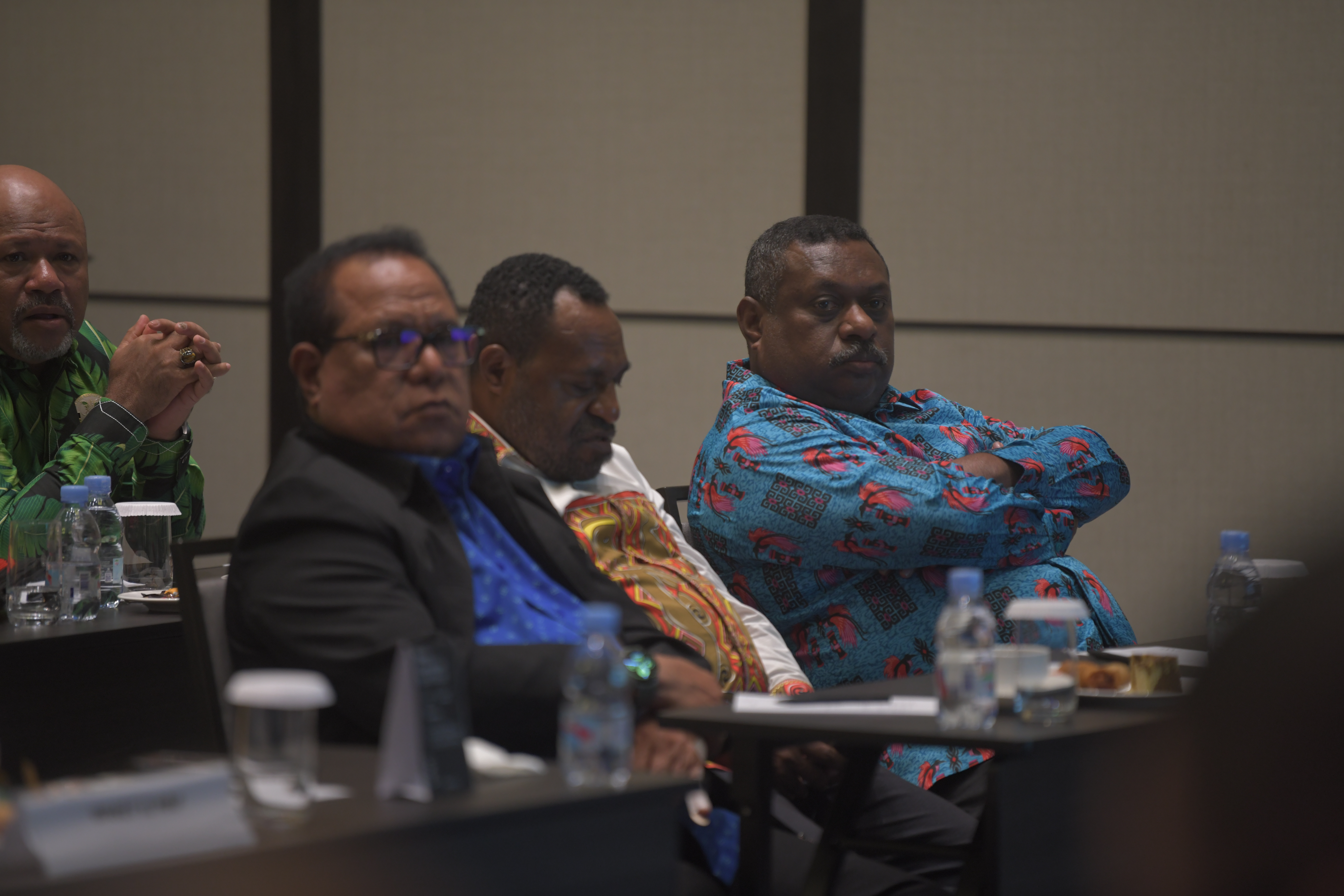 Tokoh-tokoh Papua menghadiri temu konsultasi PURT MRP