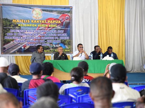 Berita Video: Pertemuan Pokja Adat MRP dengan Eks Karyawan PT Kodeko di Kepulauan Yapen