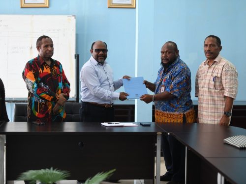 LBH Papua dampingi eks karyawan Freeport bertemu MRP