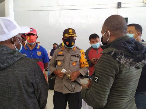 Diadang sekelompok orang, tim RDP Otsus Papua tertahan di Bandara Wamena