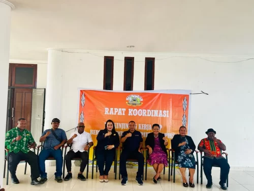 Diskusi Soal Pantauan Pelaksanaan Pemilu, Tim Gabungan MRP Kunker di Kabupaten Jayapura