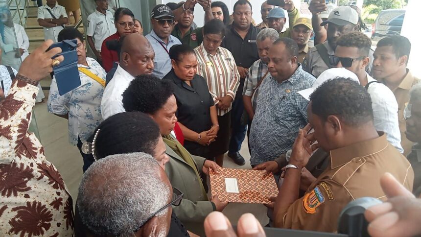 MRP Terima Aspirasi Dari Perwakilan ASN OAP Provinsi Papua